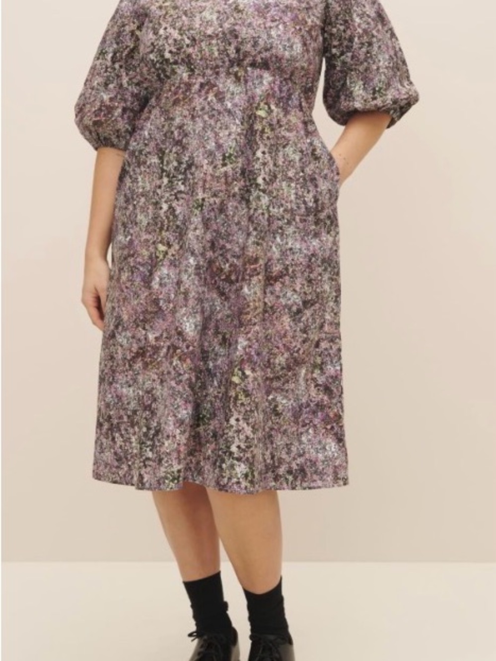 Textured Puff-Sleeve Midi Dress in Lavender Multi